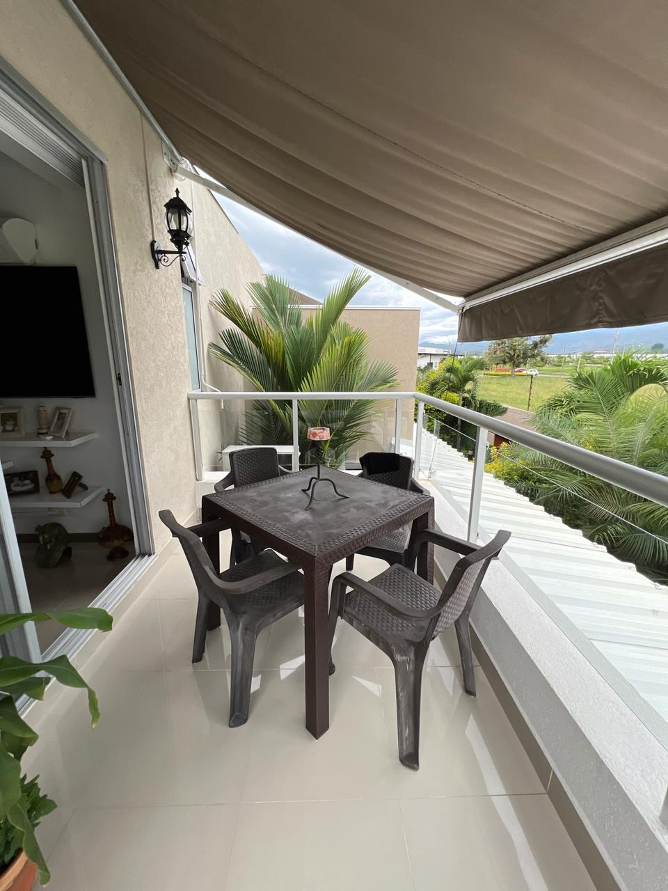 SE VENDE HERMOSA CASA EN CONDOMINIO ALFAGUARA JAMUNDI