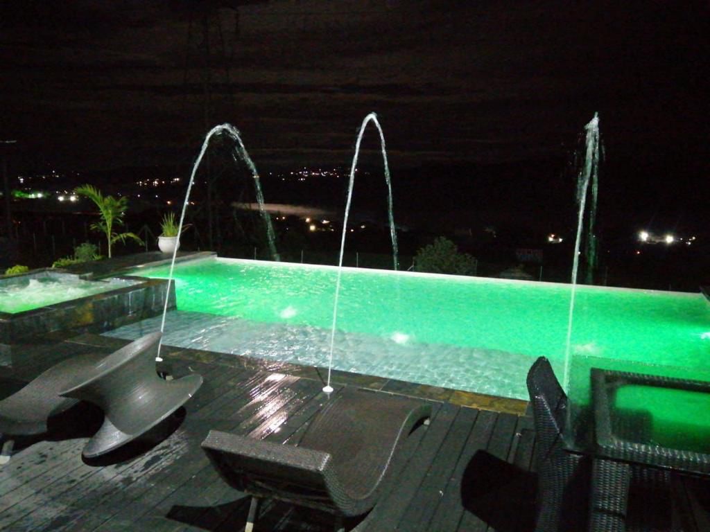 SE VENDE FINCA EN EL LAGO CALIMA CONJUNTO CERRADO