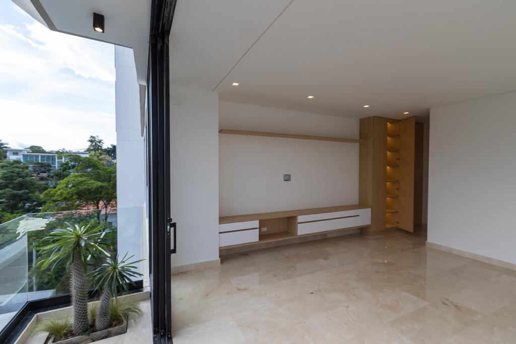 APARTAMENTO DE LUJO EN VENTA EDIFICIO CIUDAD JARDÍN CALI VALLE DEL CAUCA