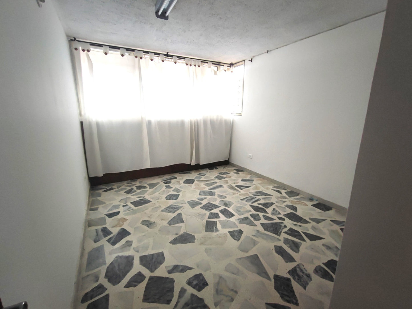 CASA EN VENTA BARRIO LAS VEGAS SUR DE CALI