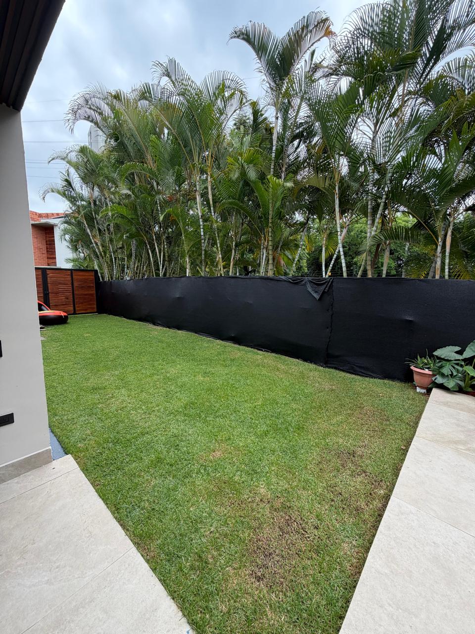 Casa remodelada en venta en Pance, Cali — Condominio, 298 m², piscina y jacuzzi