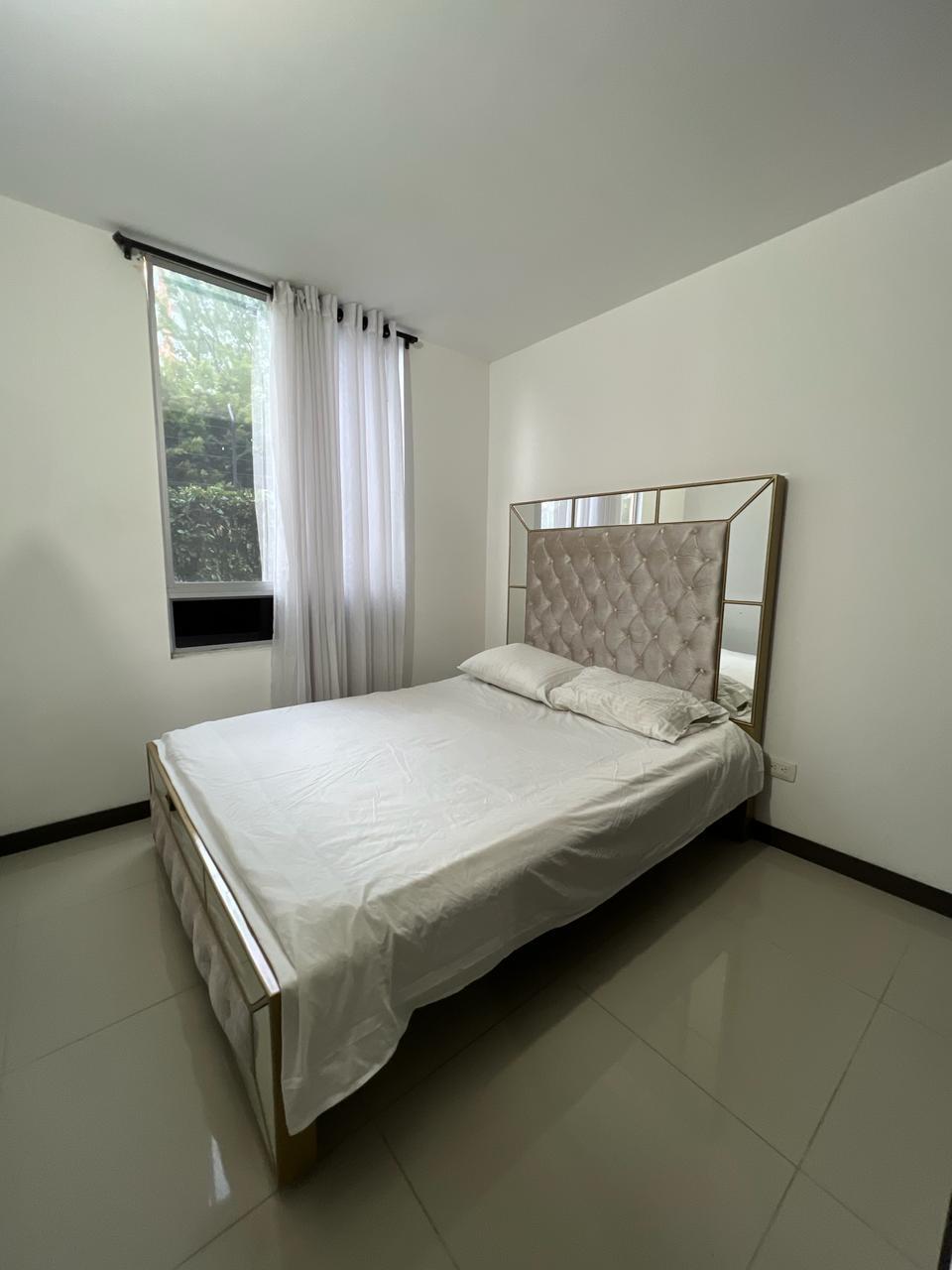 APARTAMENTO EN VENTA EN UNIDAD PORTAL DE LA ALAMEDA