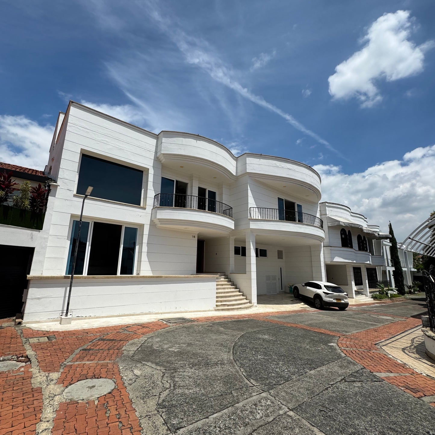 CASA EN VENTA EN CIUDAD JARDÍN CALI