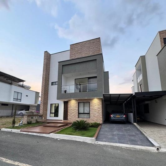 CASA EN VENTA ALFAGUARA JAMUNDI