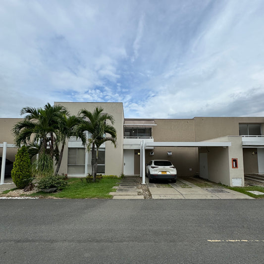 CASA EN VENTA O RENTA EN CASA CAMPO ALFAGUARA JAMUNDI