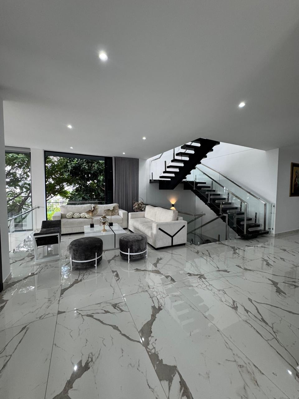 LUJOSA CASA A LA VENTA EN PANCE CALI