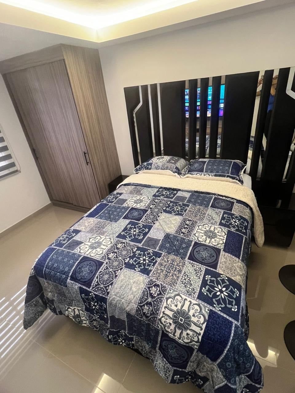 EDIFICIO DE APARTAESTUDIOS EN VENTA AL SUR DE CALI
