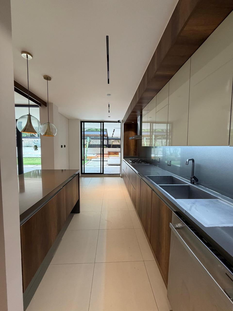 CASA MODERNA EN VENTA PANCE CALI