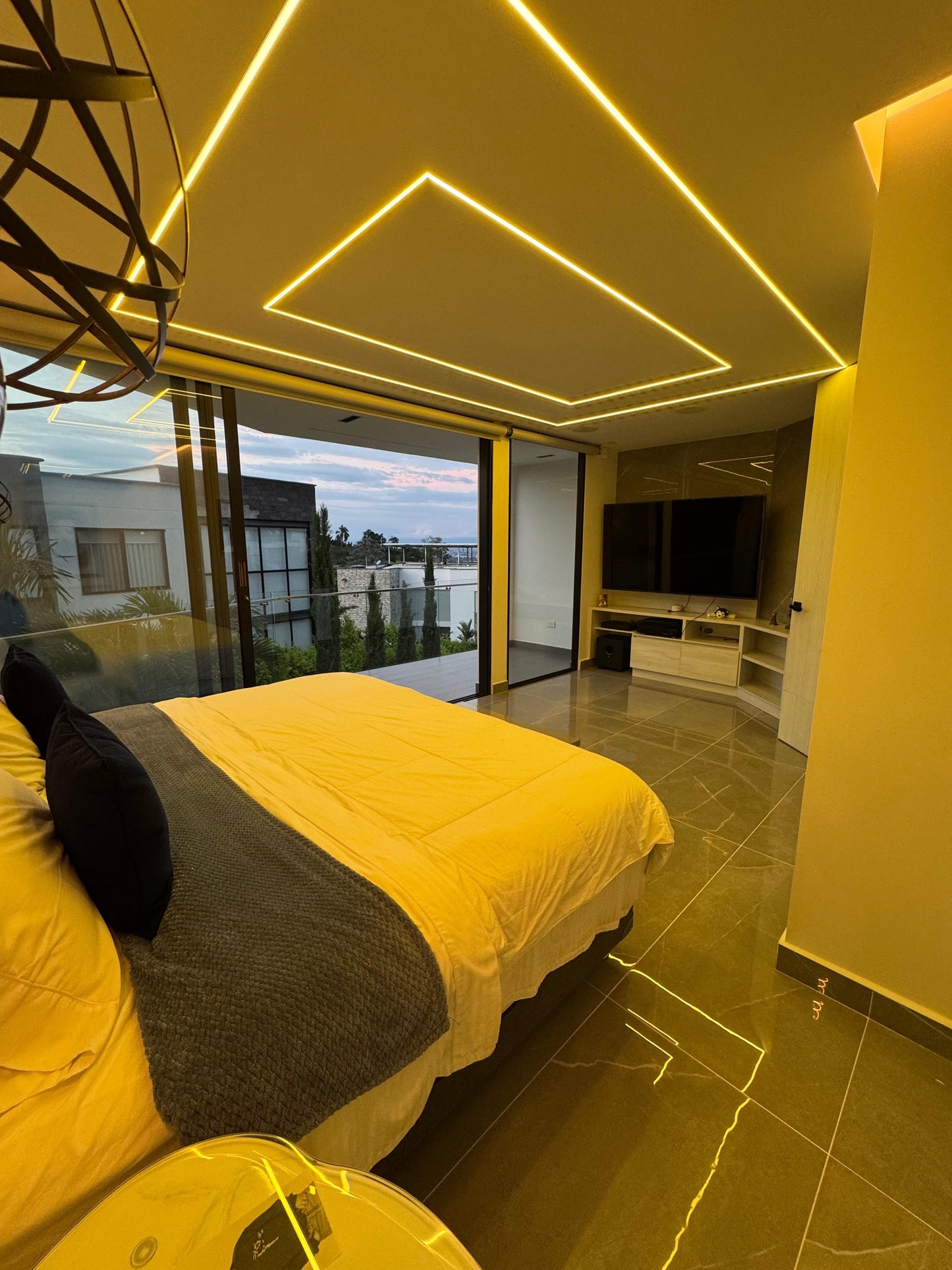 CASA DE LUJO EN VENTA EN PANCE – CALI