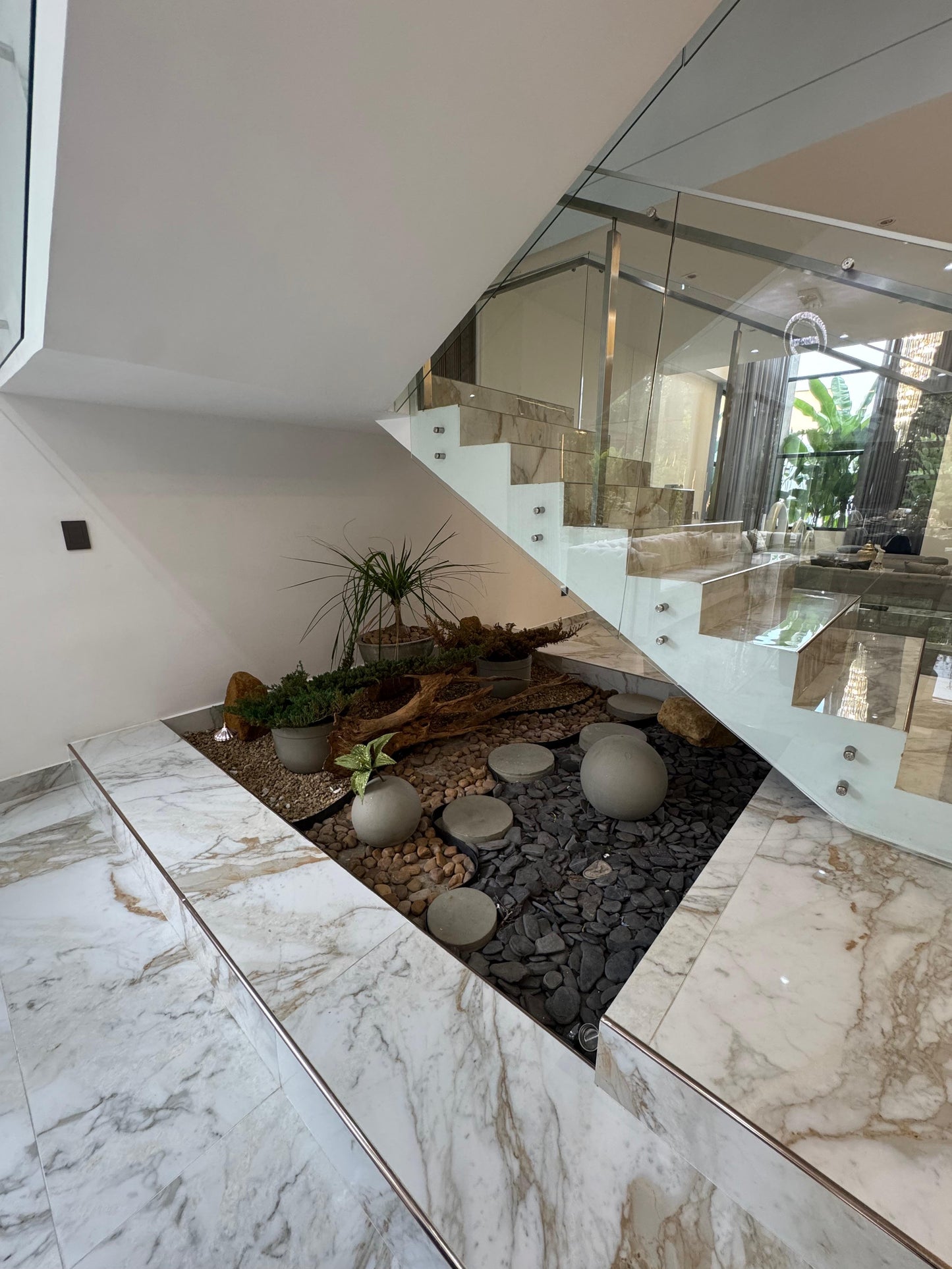 CASA LUJOSA EN PANCE CALI EN VENTA