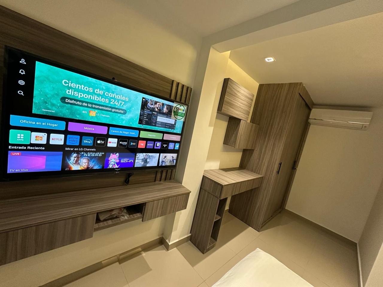 EDIFICIO DE APARTAESTUDIOS EN VENTA AL SUR DE CALI