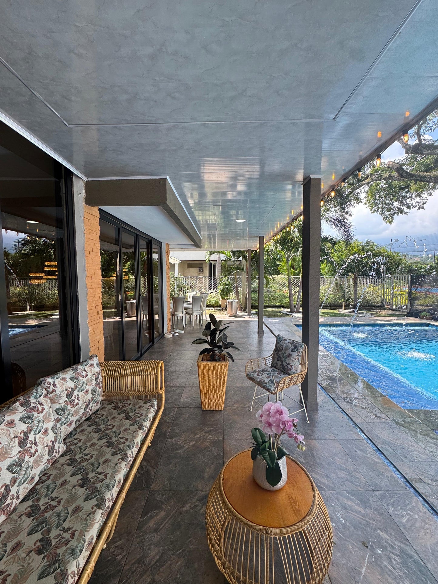 CASA EN ALQUILER EN EL SECTOR DE LAS MERCEDES JAMUNDI