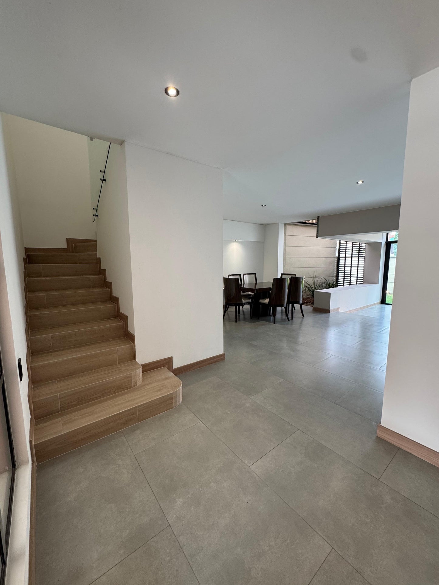 CASA A LA VENTA EN CONDOMINIO POLO CLUB CIUDAD JARDÍN CALI