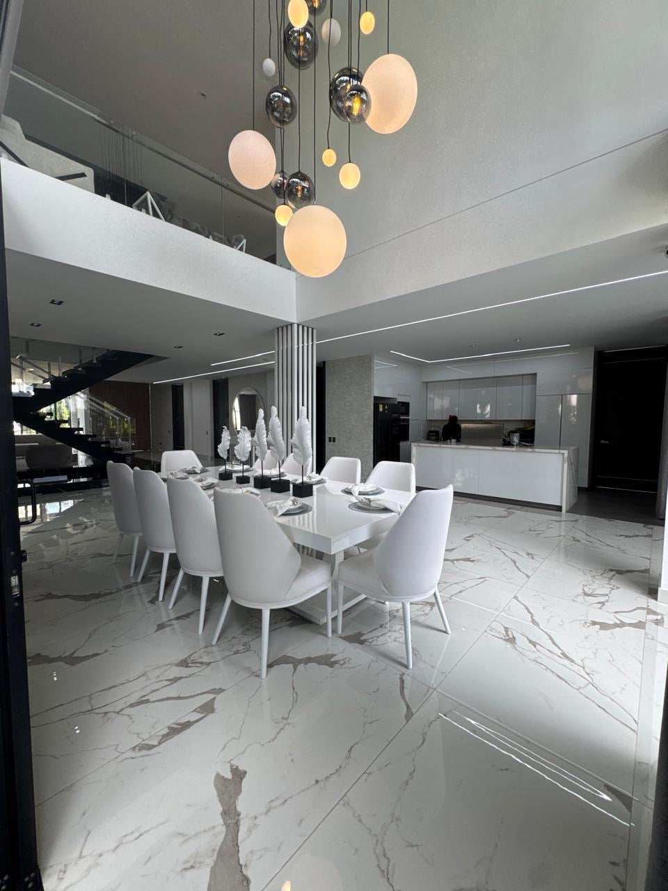 LUJOSA CASA A LA VENTA EN PANCE CALI