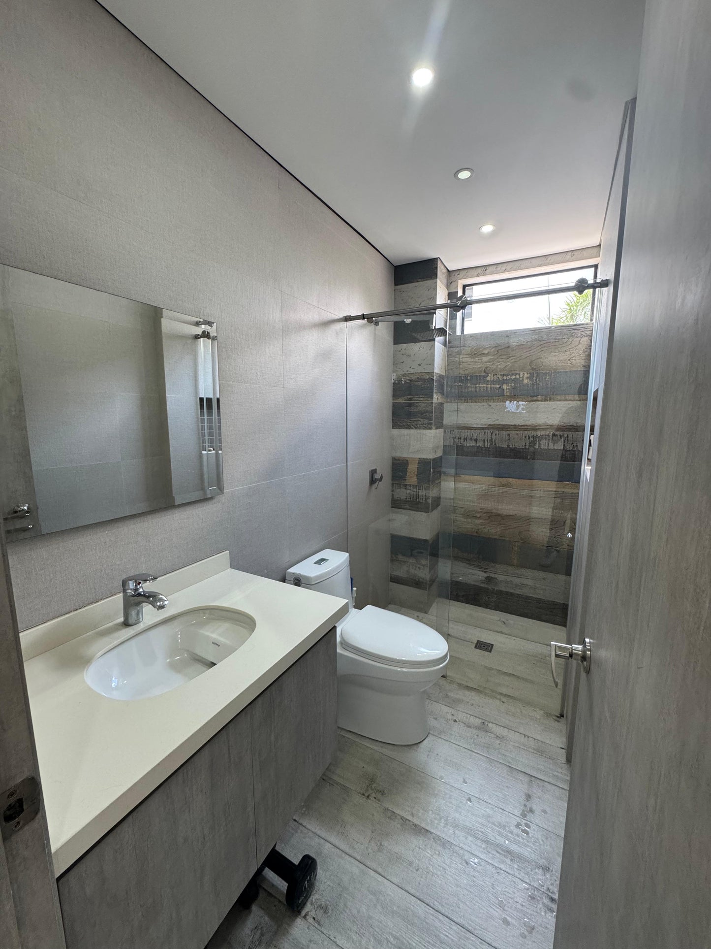 CASA EN ALQUILER EN EL SECTOR DE LAS MERCEDES JAMUNDI