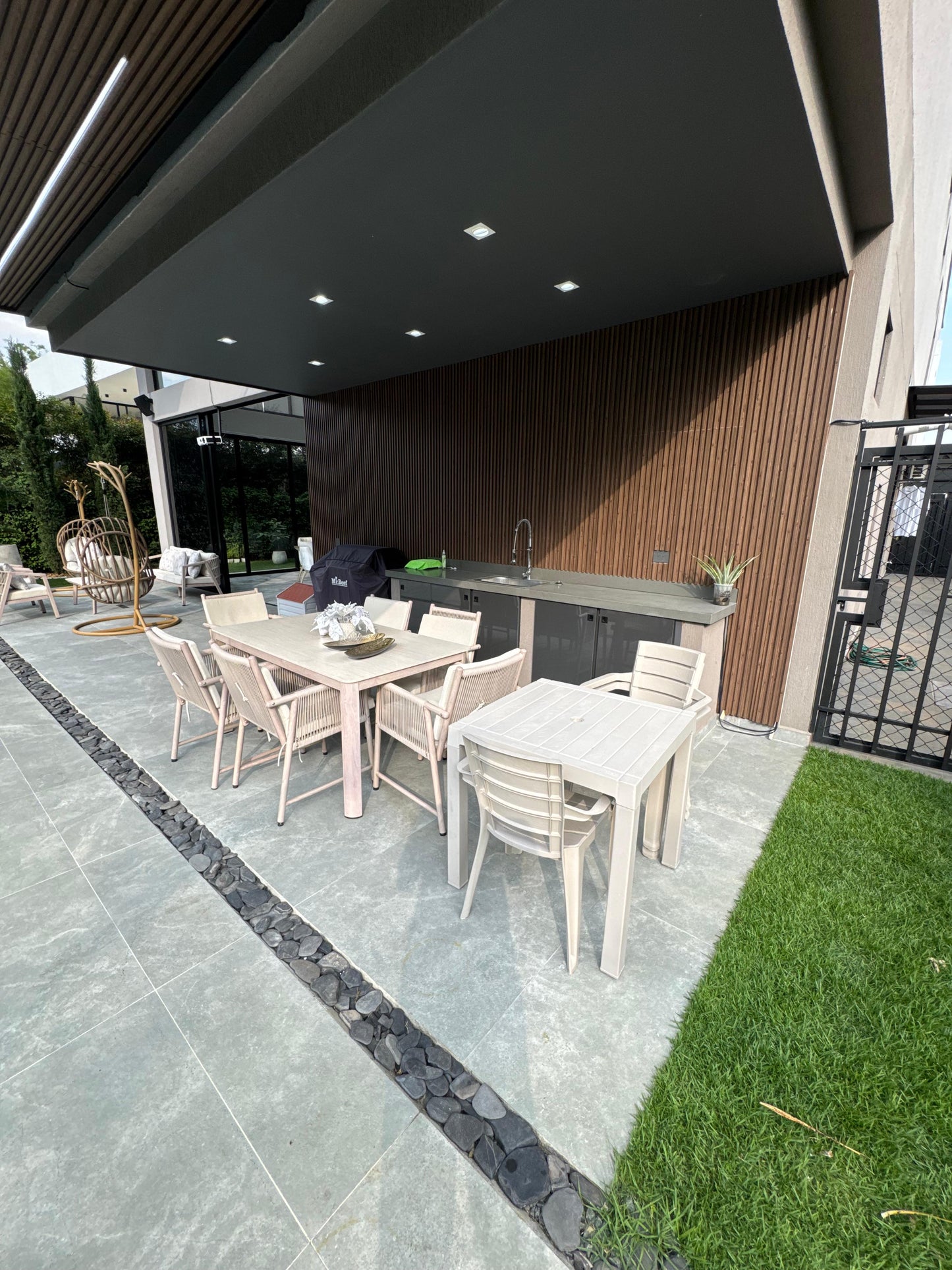 CASA LUJOSA EN PANCE CALI EN VENTA