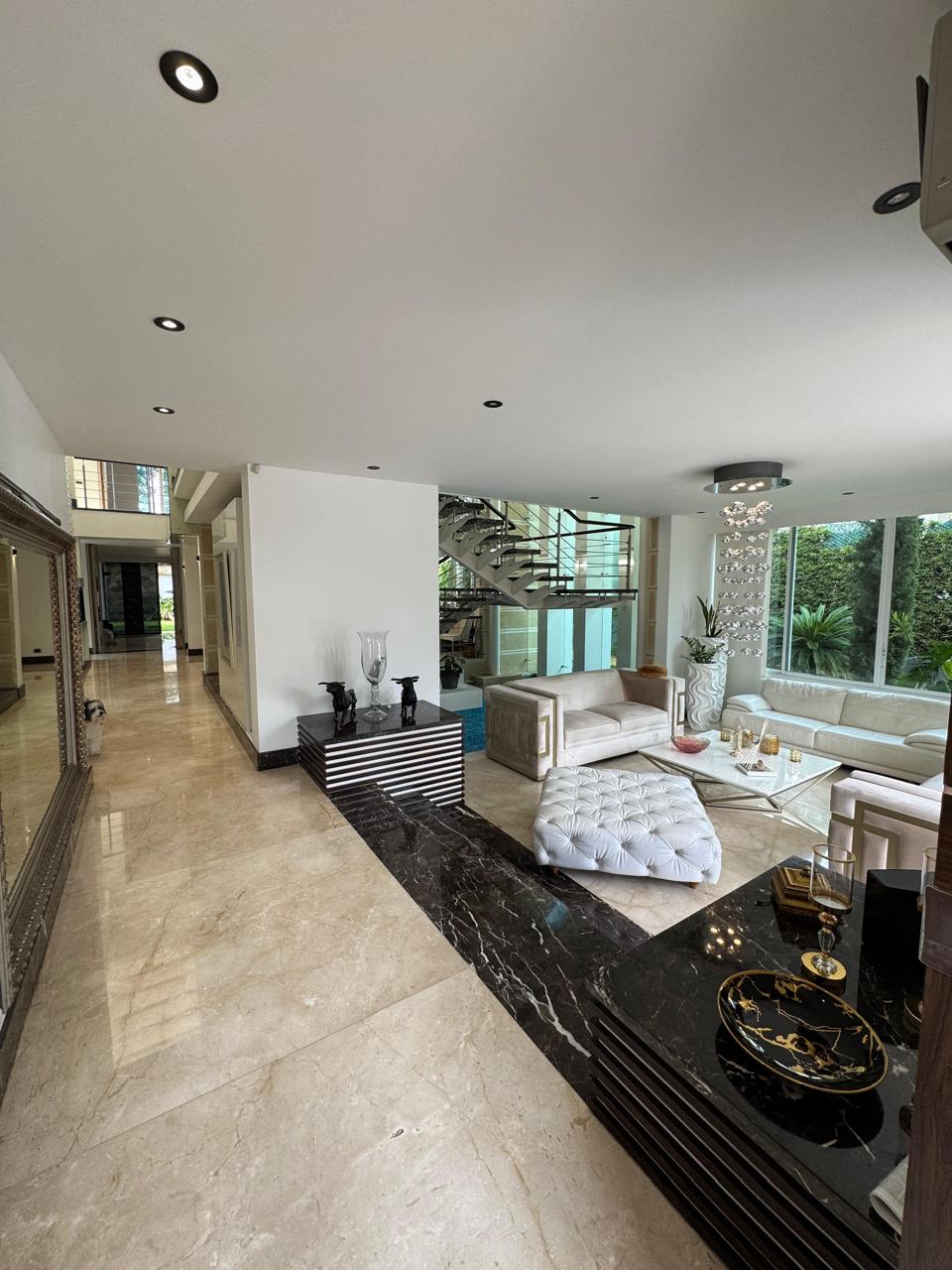 CASA A LA VENTA EN PANCE CALI