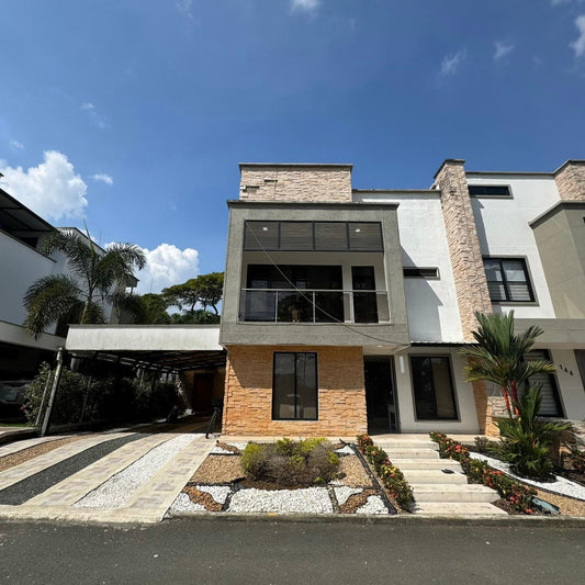 CASA EN ALQUILER EN EL SECTOR DE LAS MERCEDES JAMUNDI