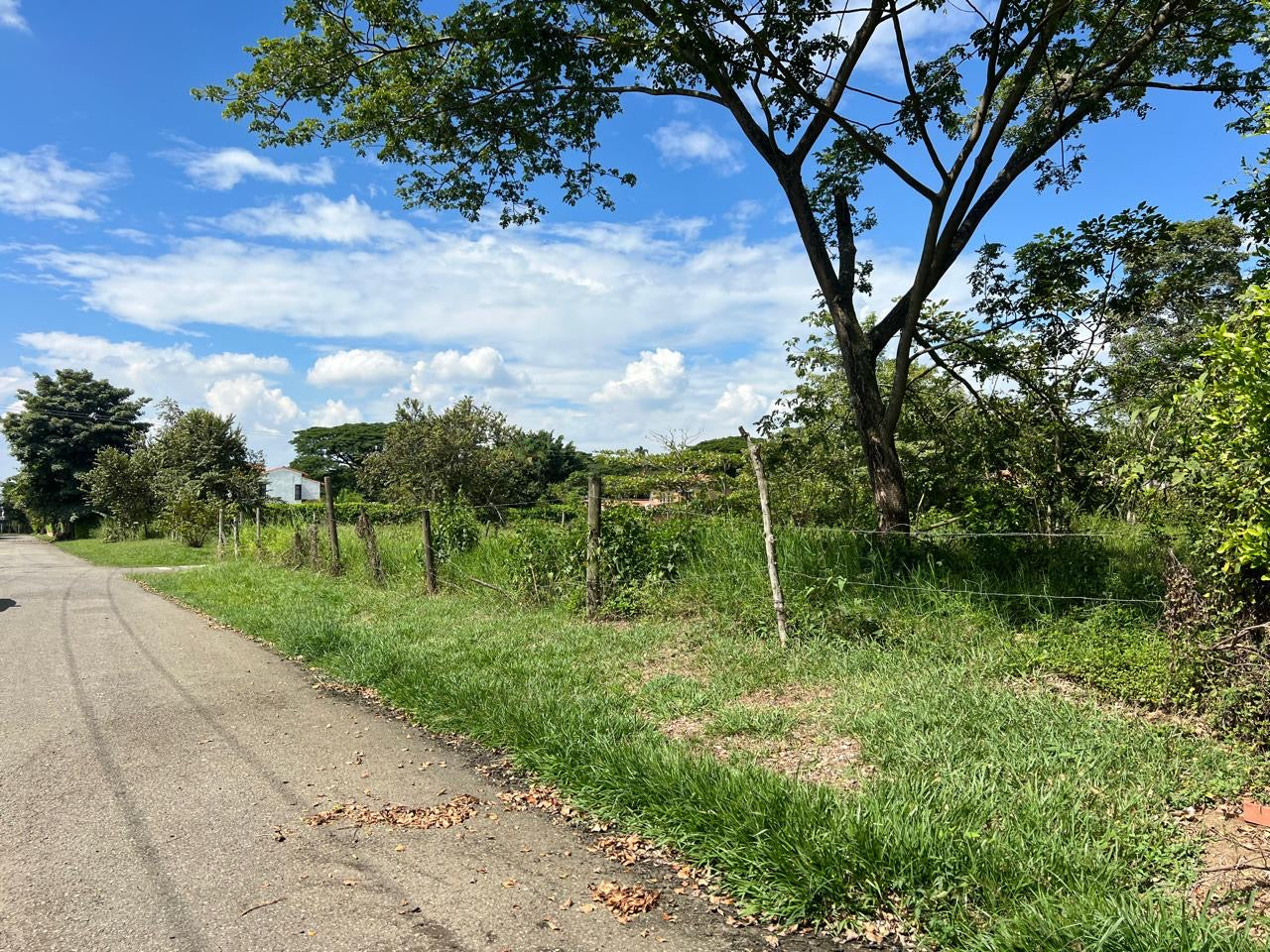 LOTE EN VENTA EN LA MORADA JAMUNDI