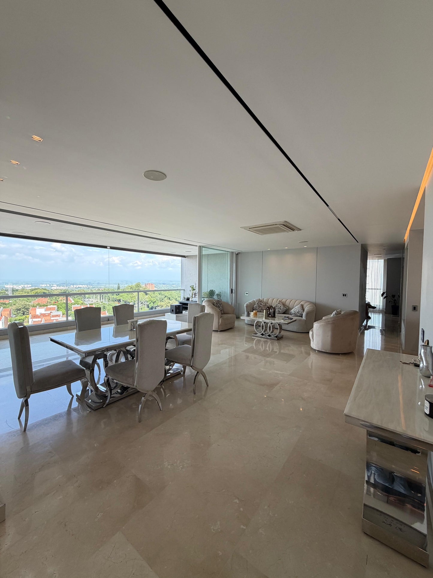 APARTAMENTO MODERNO EN DACOTA PANCE CALI