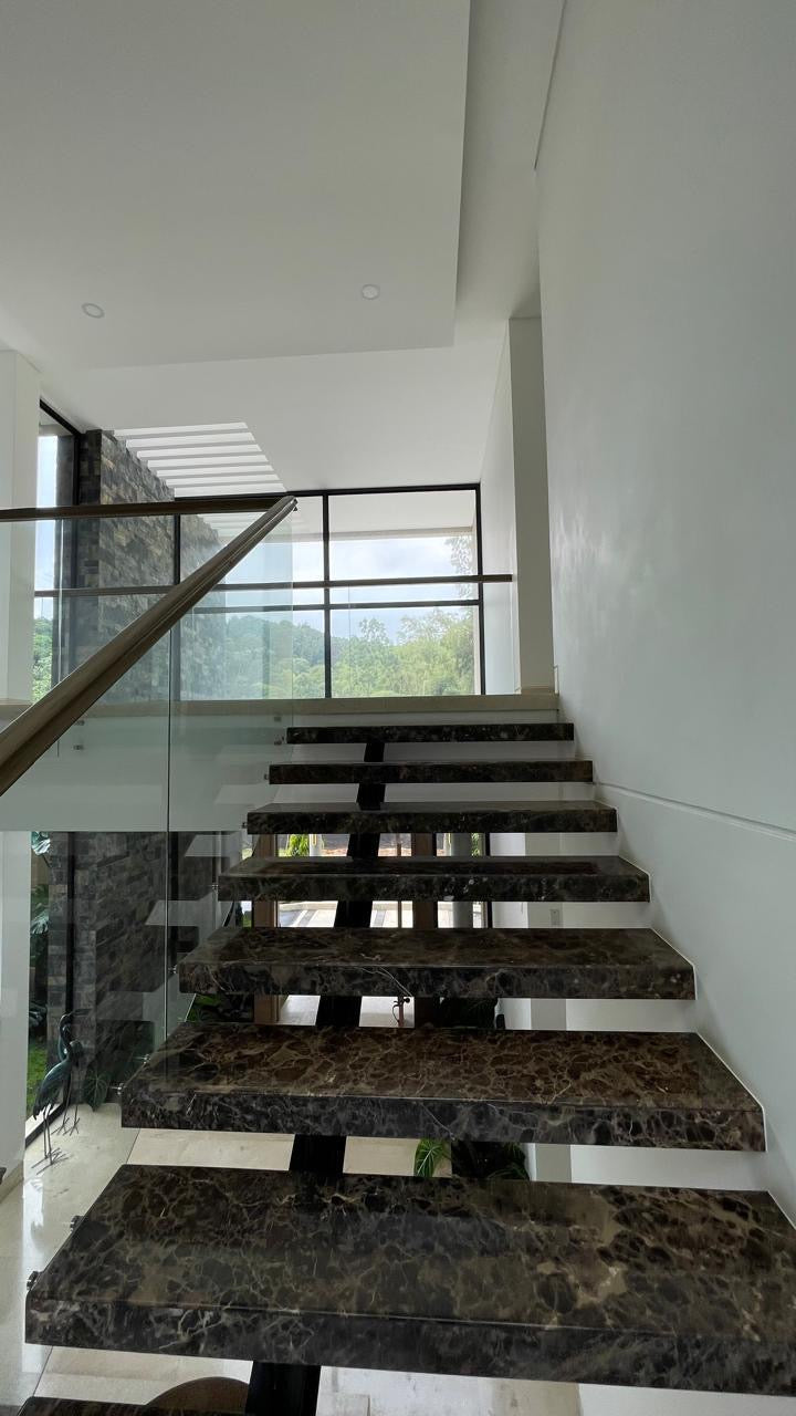 CASA EN VENTA EN PANCE CALI