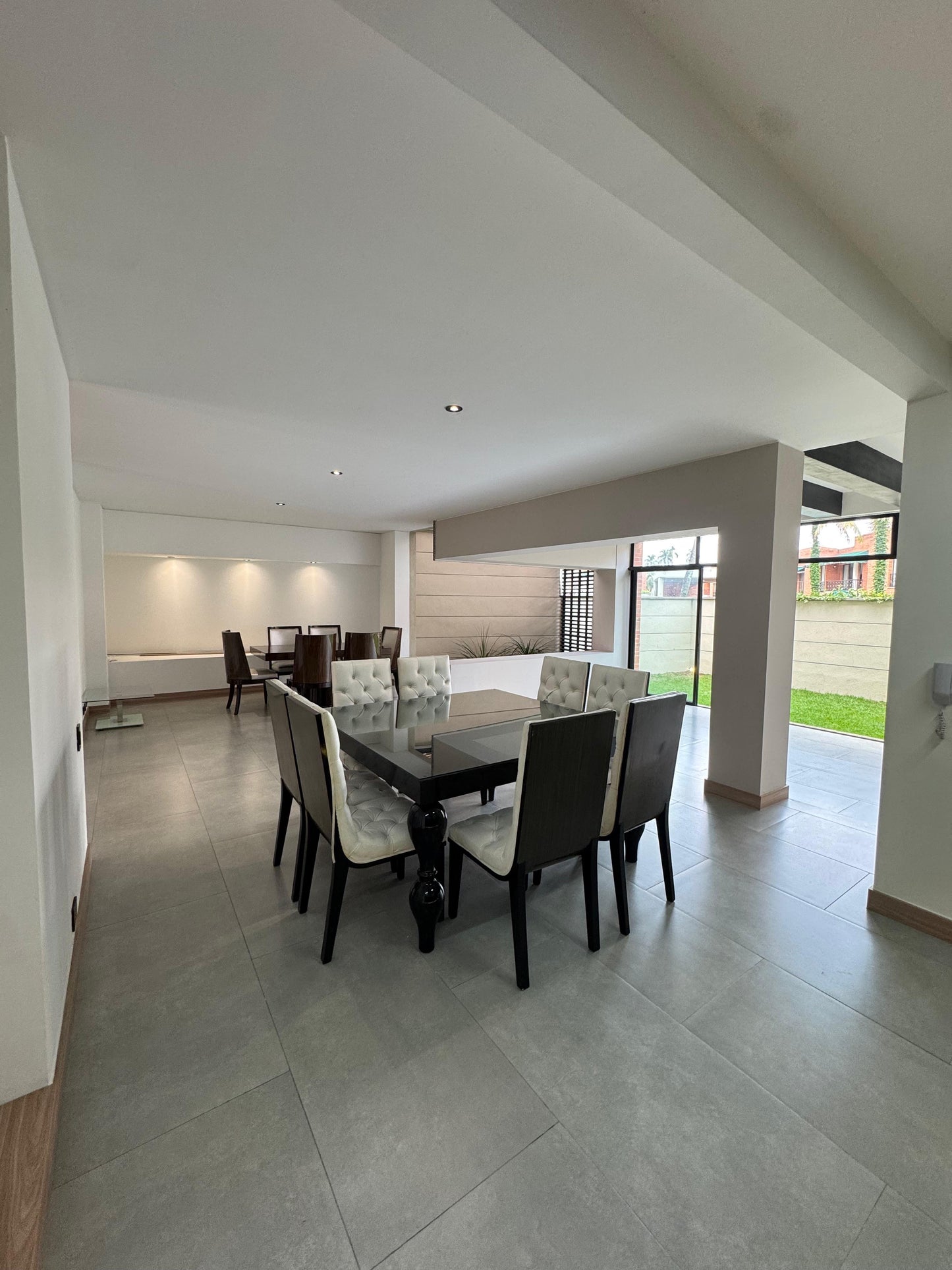 CASA A LA VENTA EN CONDOMINIO POLO CLUB CIUDAD JARDÍN CALI