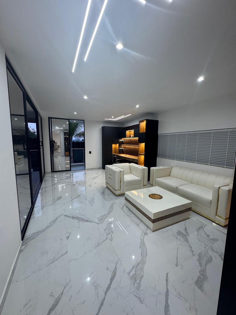 CASA LUJOSA EN VENTA PANCE CALI