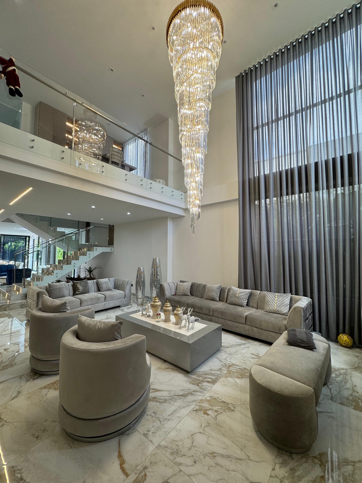 CASA LUJOSA EN PANCE CALI EN VENTA