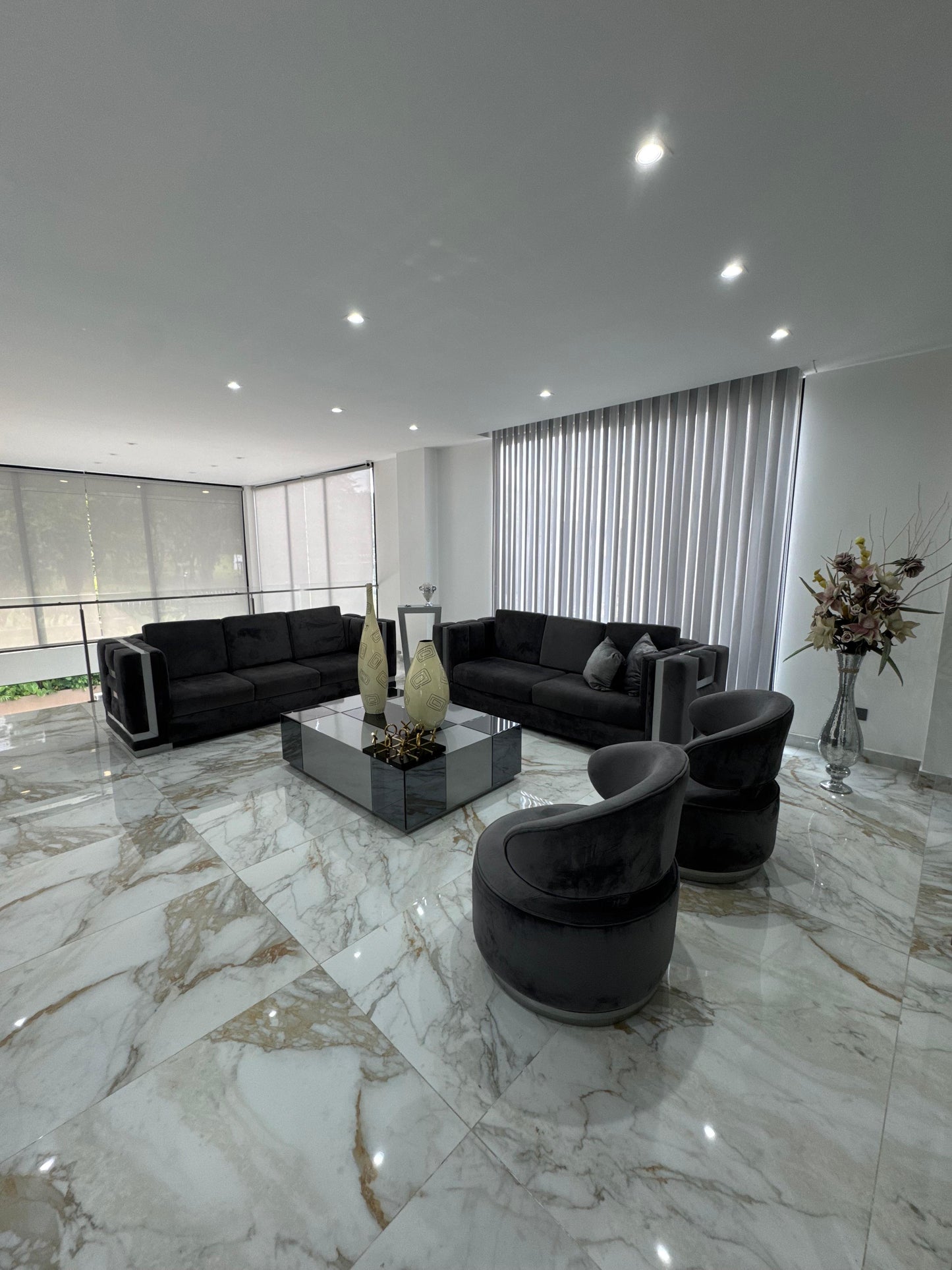 CASA LUJOSA EN PANCE CALI EN VENTA