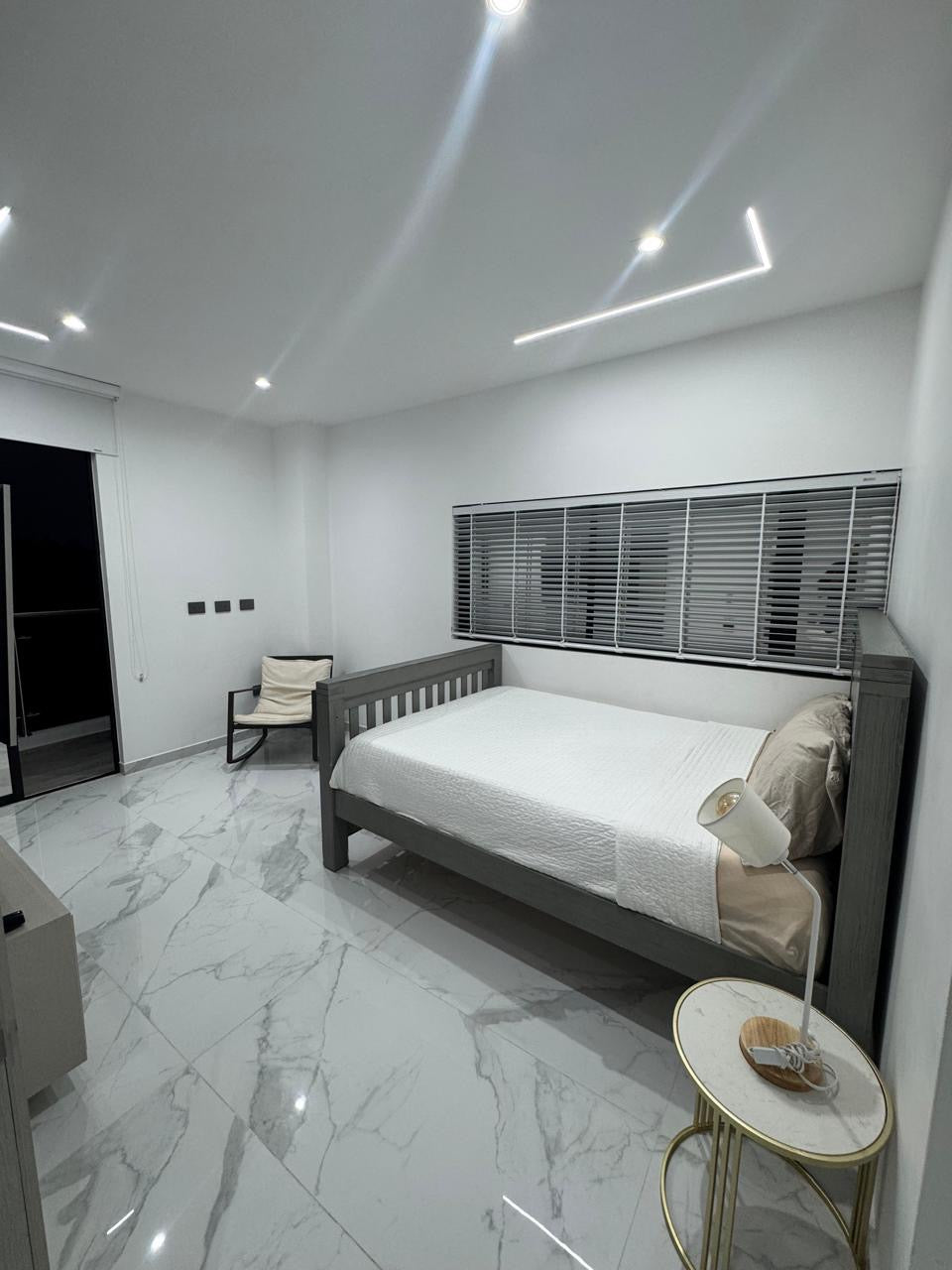 CASA LUJOSA EN VENTA PANCE CALI