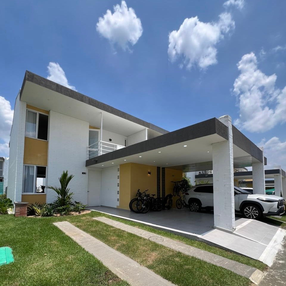 CASA EN VENTA EN VIOLETAS DEL CASTILLO JAMUNDI