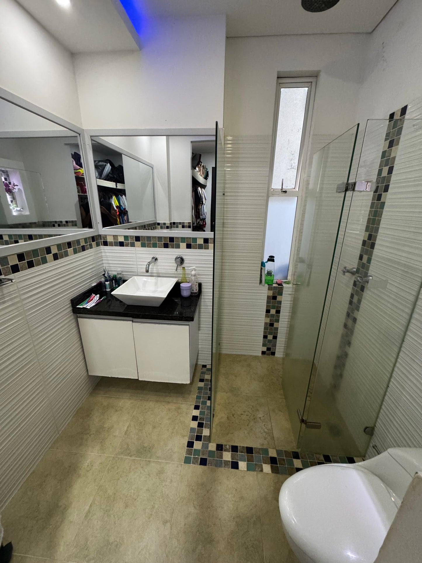 CASA CAMPESTRE AMOBLADA EN VENTA O EN POTRERITO JAMUNDI