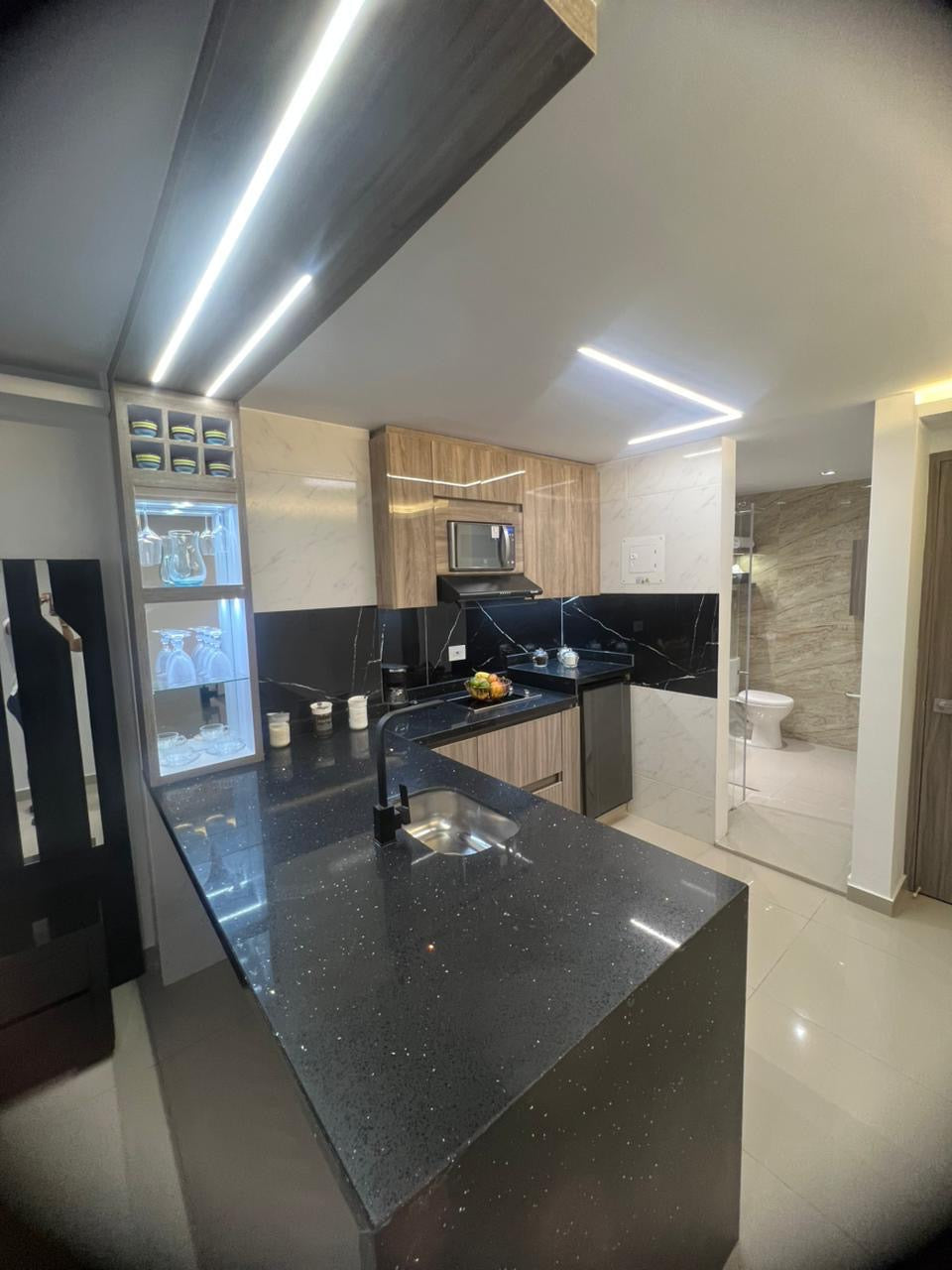 EDIFICIO DE APARTAESTUDIOS EN VENTA AL SUR DE CALI