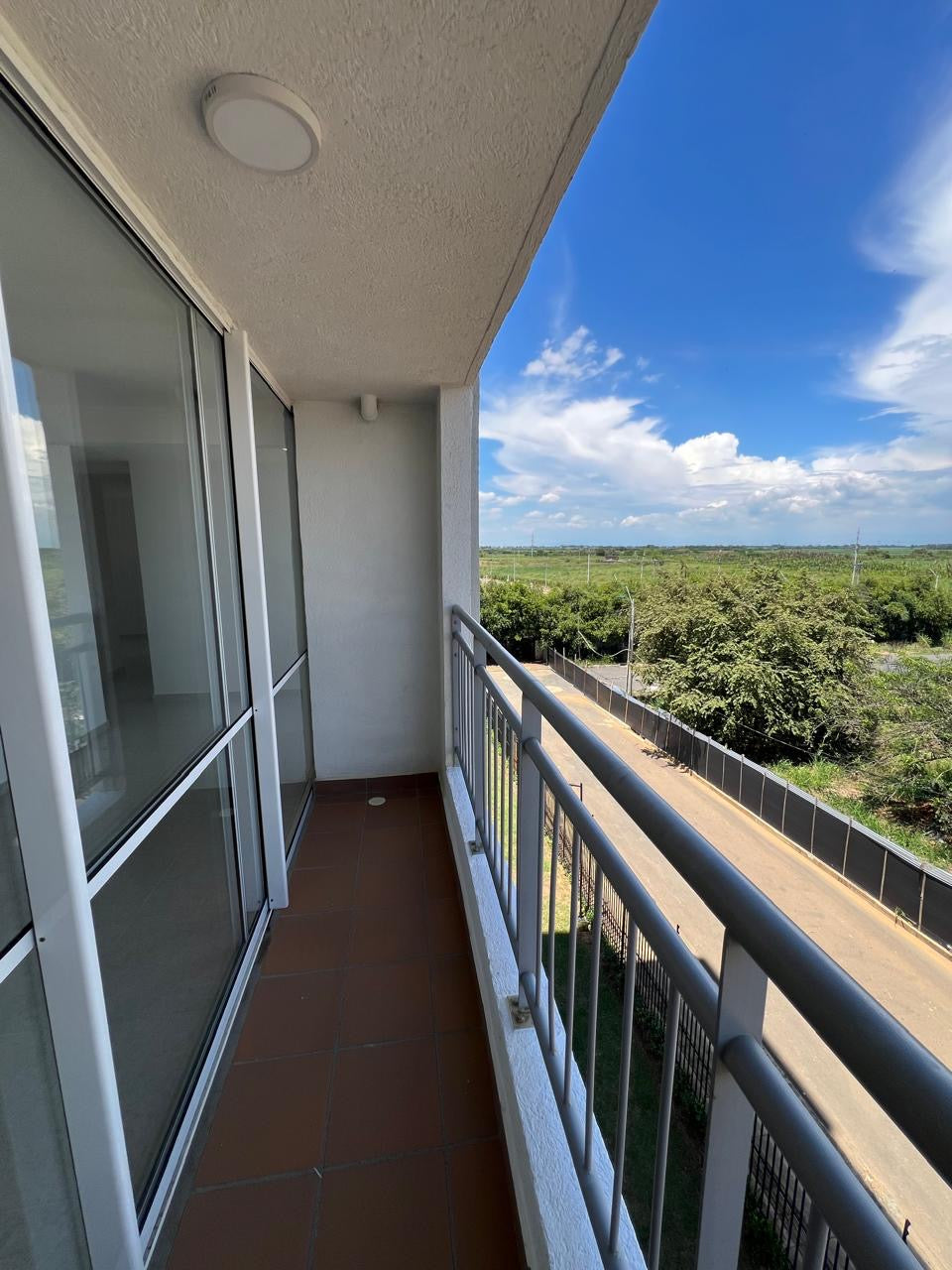 APARTAMENTO A LA VENTA EN VALLE DE LILI UNIDAD BELATERRA