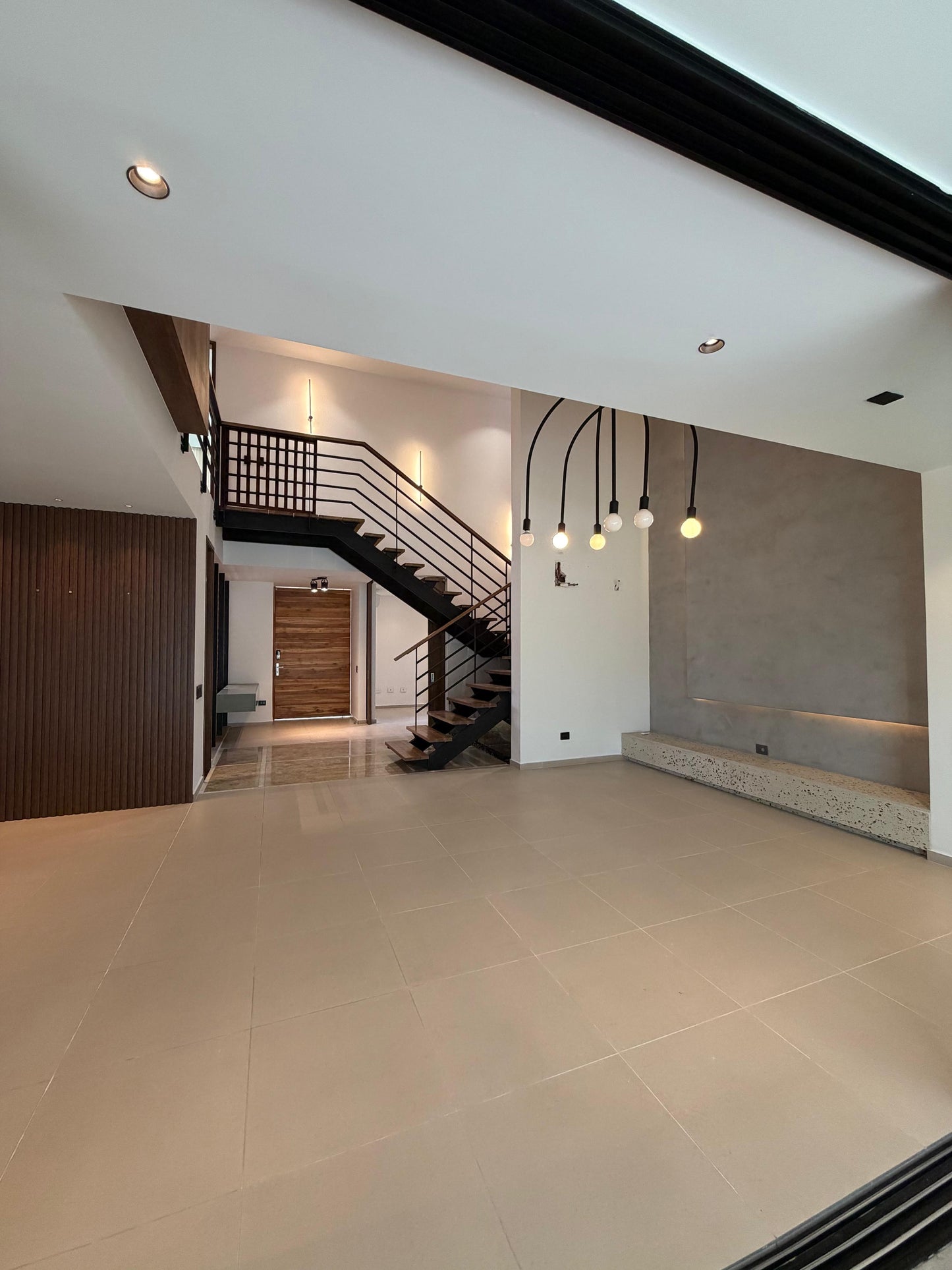 CASA MODERNA EN VENTA PANCE CALI