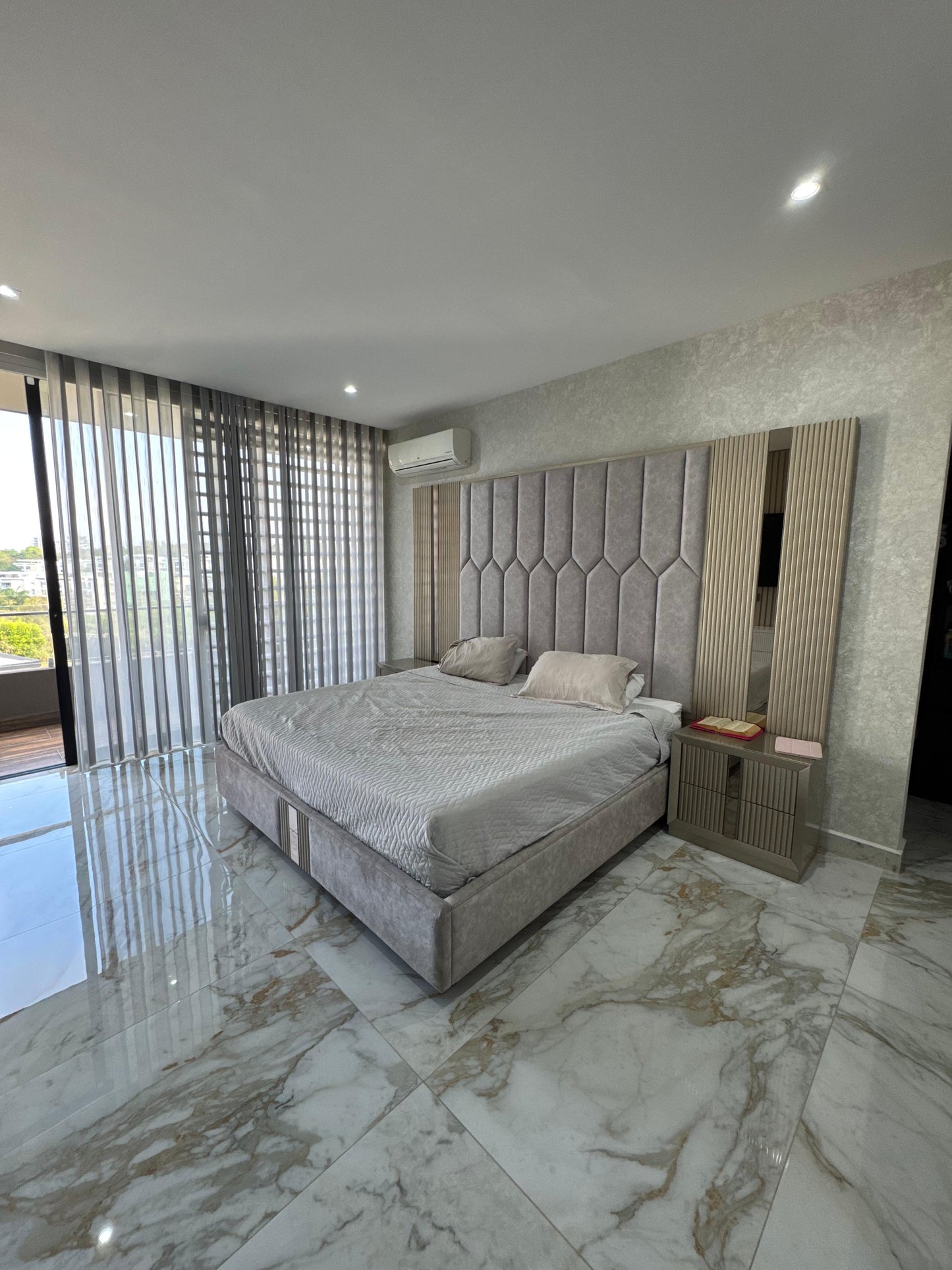 CASA LUJOSA EN PANCE CALI EN VENTA