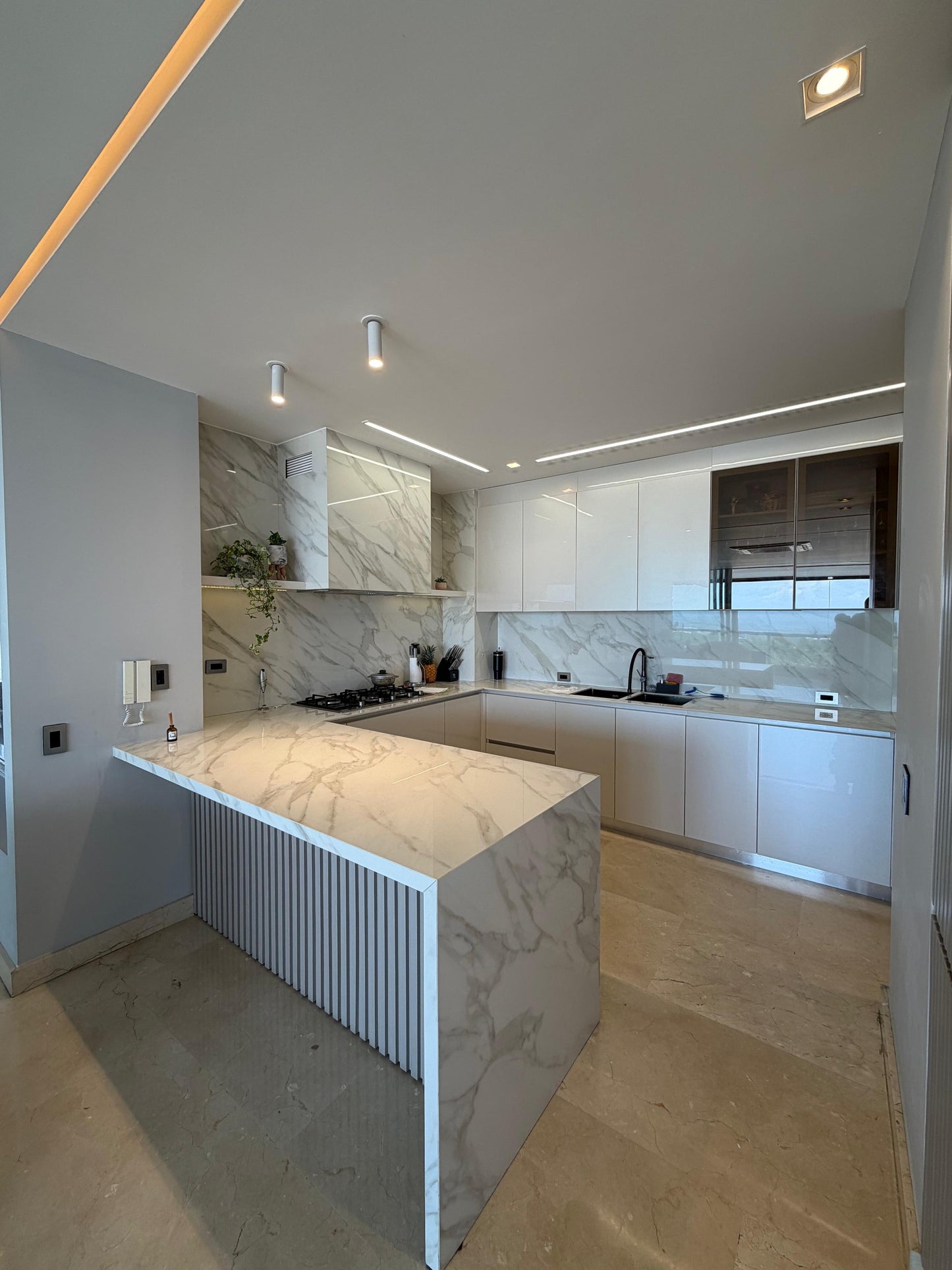 APARTAMENTO MODERNO EN DACOTA PANCE CALI