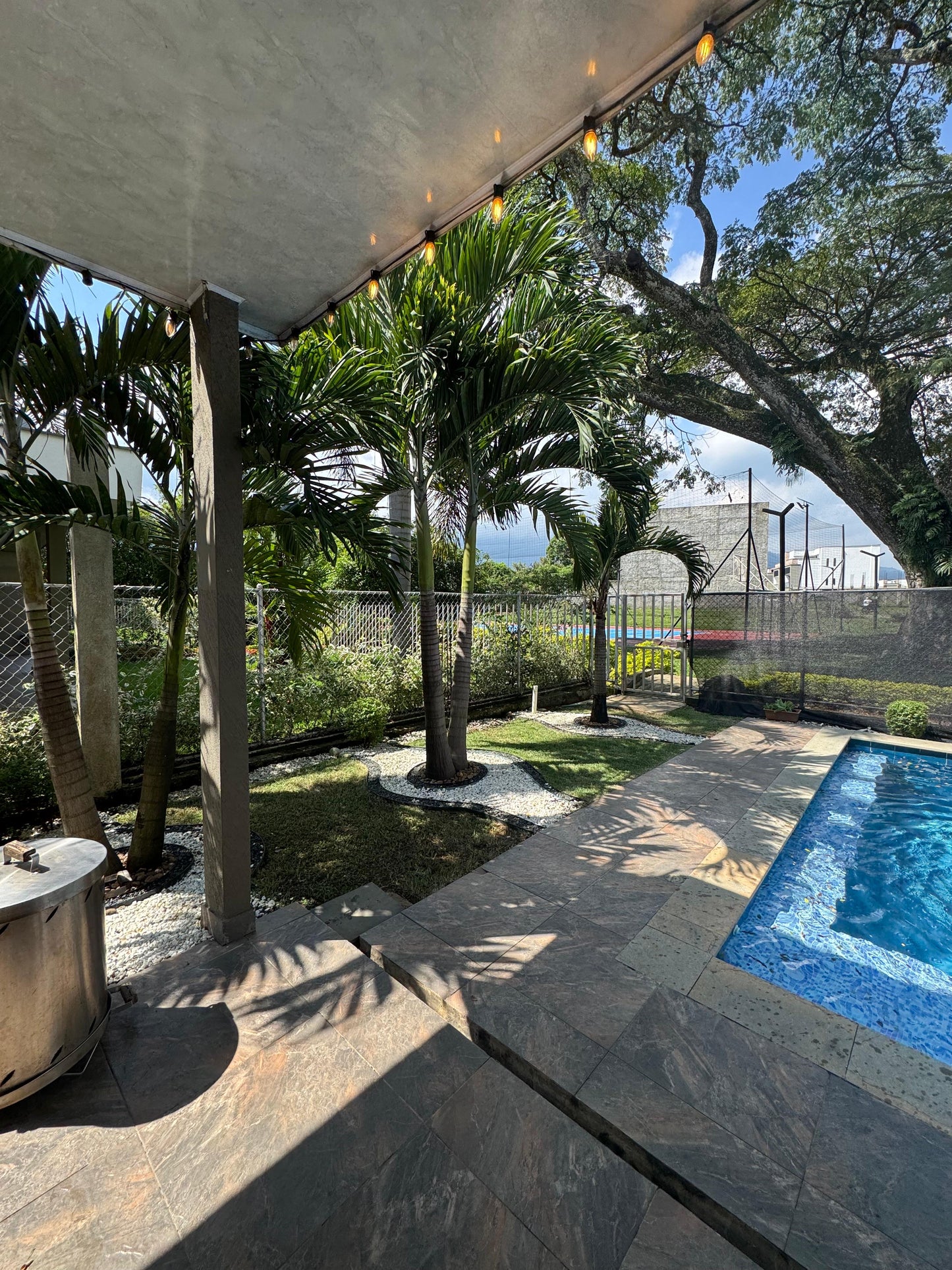 CASA EN ALQUILER EN EL SECTOR DE LAS MERCEDES JAMUNDI