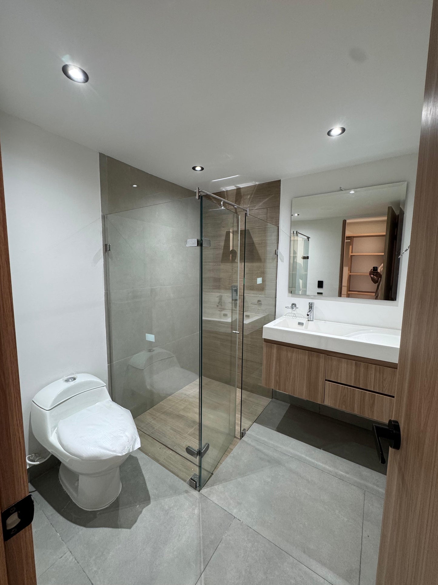 CASA A LA VENTA EN CONDOMINIO POLO CLUB CIUDAD JARDÍN CALI