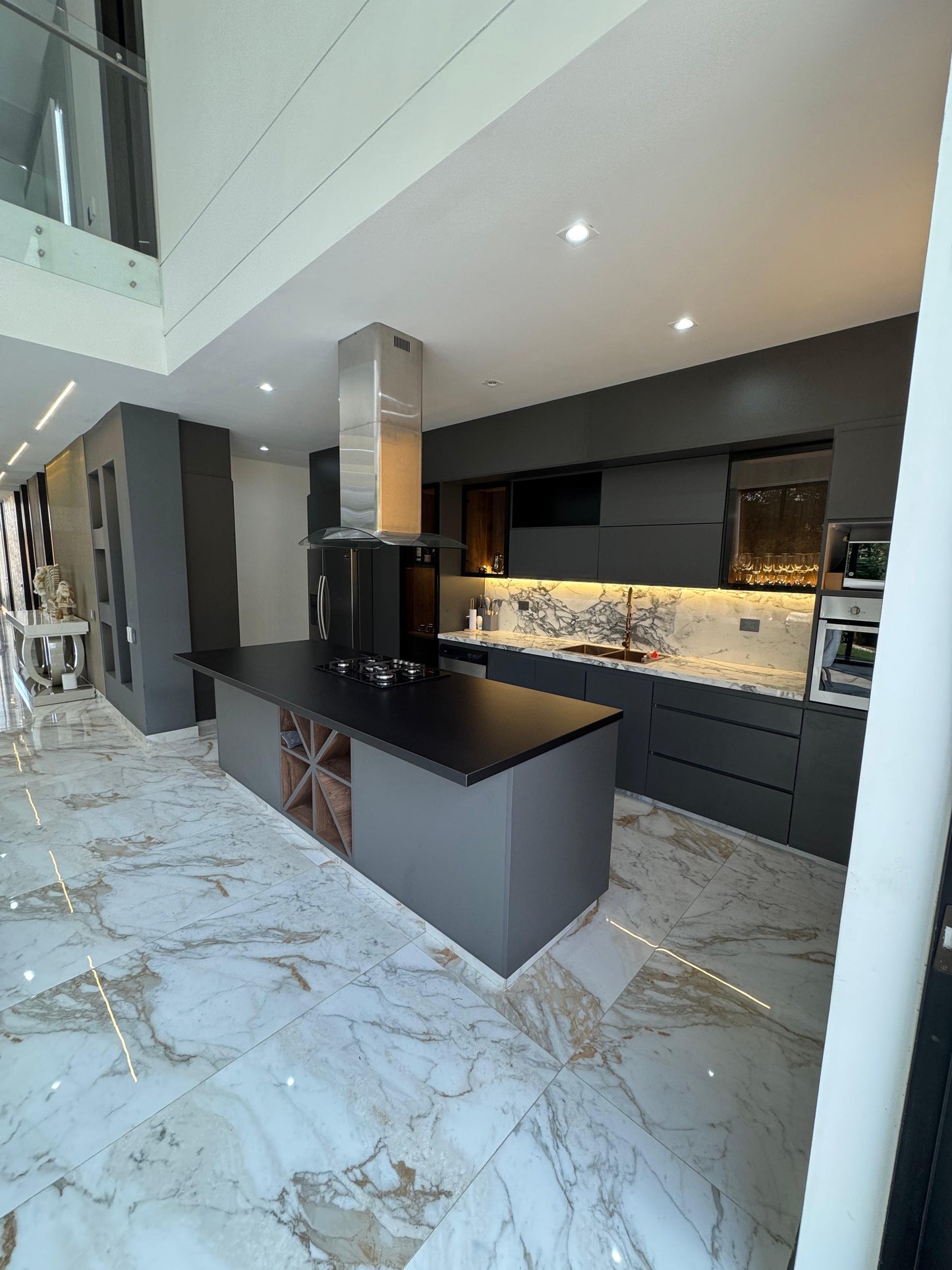 CASA LUJOSA EN PANCE CALI EN VENTA