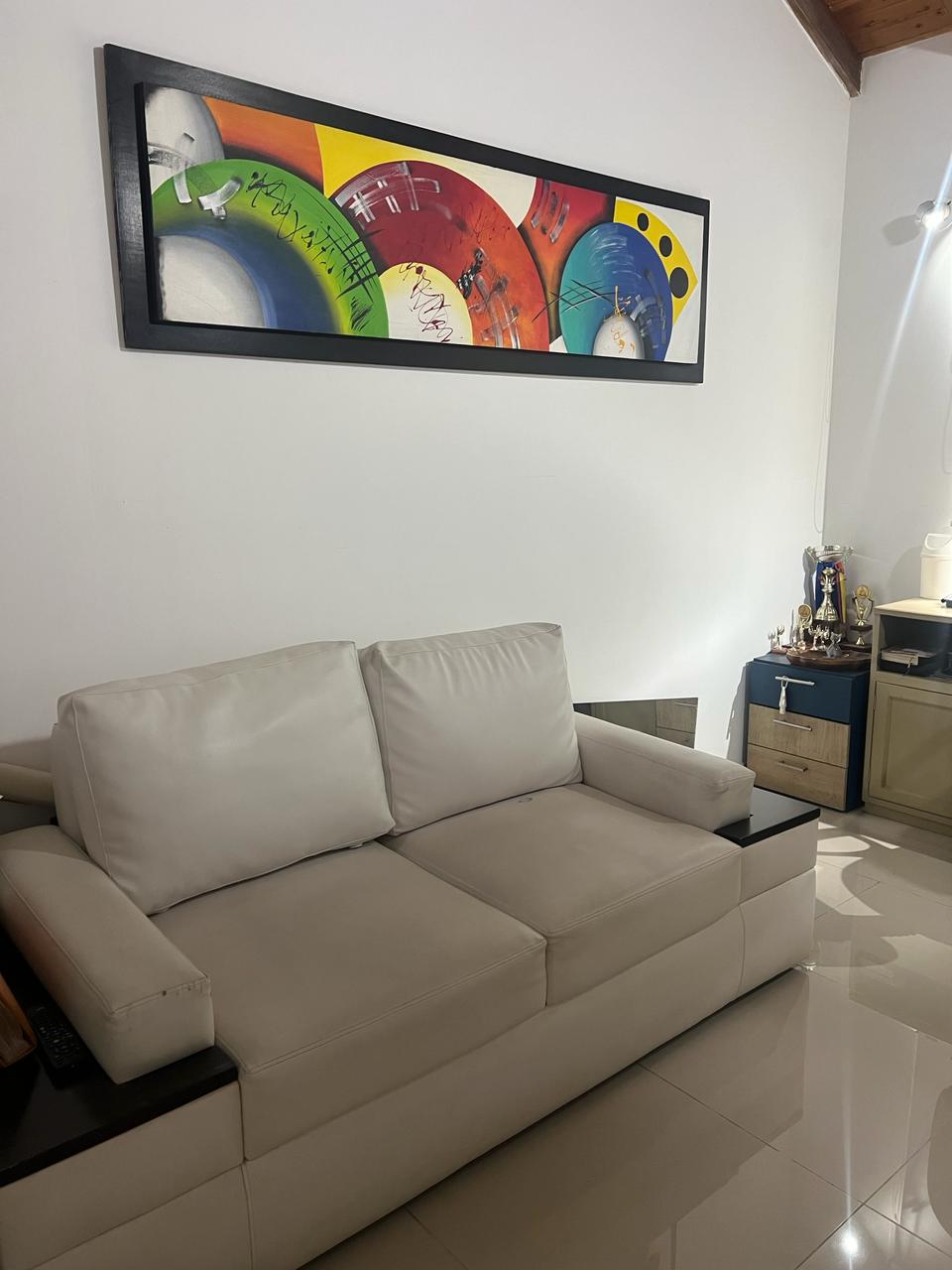 SE VENDE CASA EN EL LIMONAR CALI