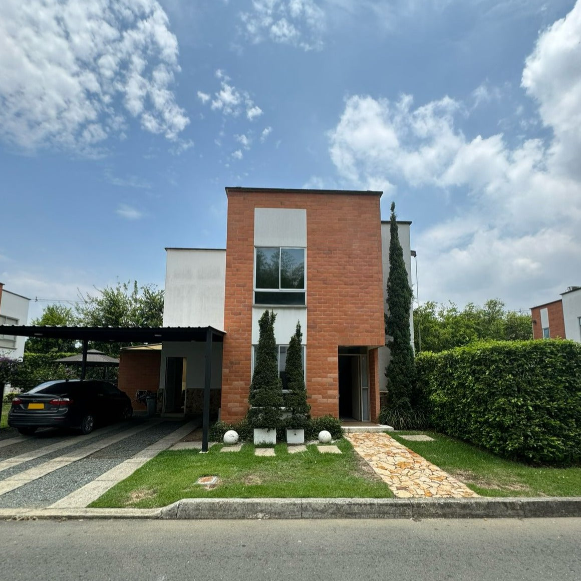 CASA EN VENTA ALFAGUARA-JAMUNDÍ