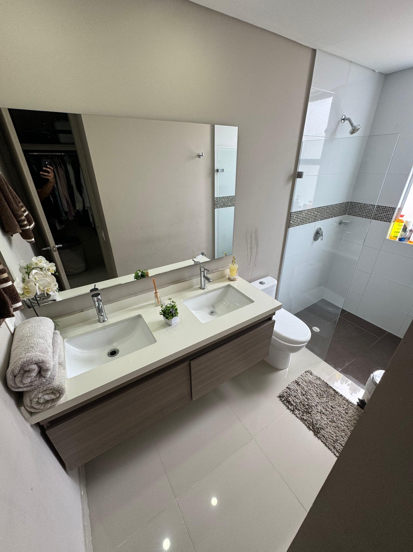 CASA EN VENTA ALFAGUARA-JAMUNDÍ