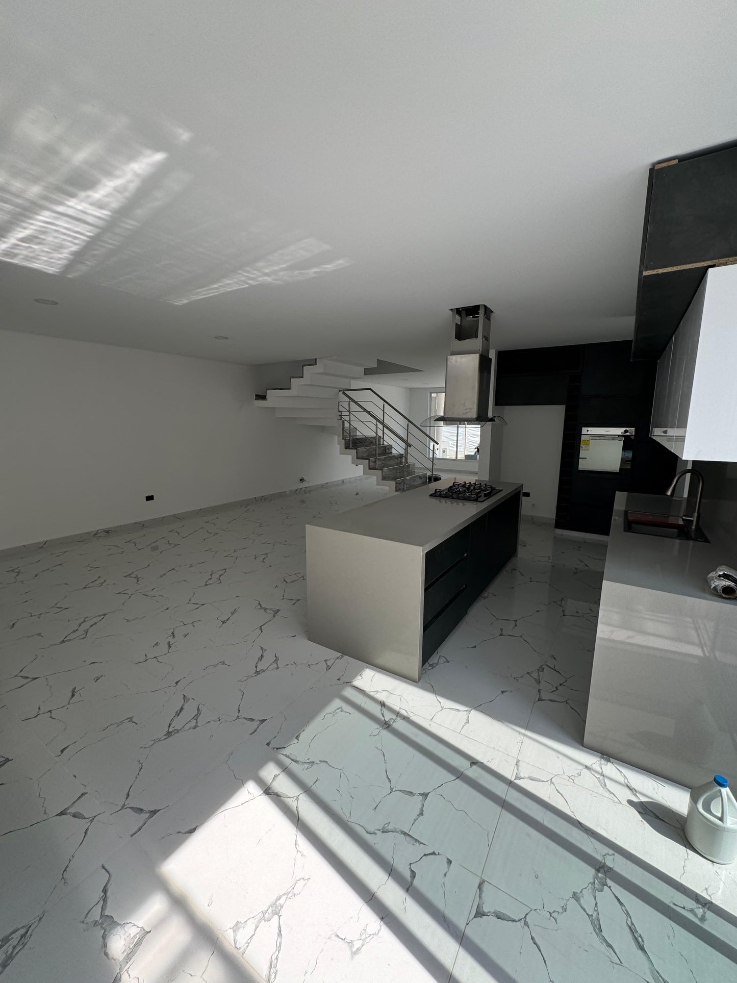 SE VENDE CASA PARA ESTRENAR EN ALFAGUARA-JAMUNDÍ