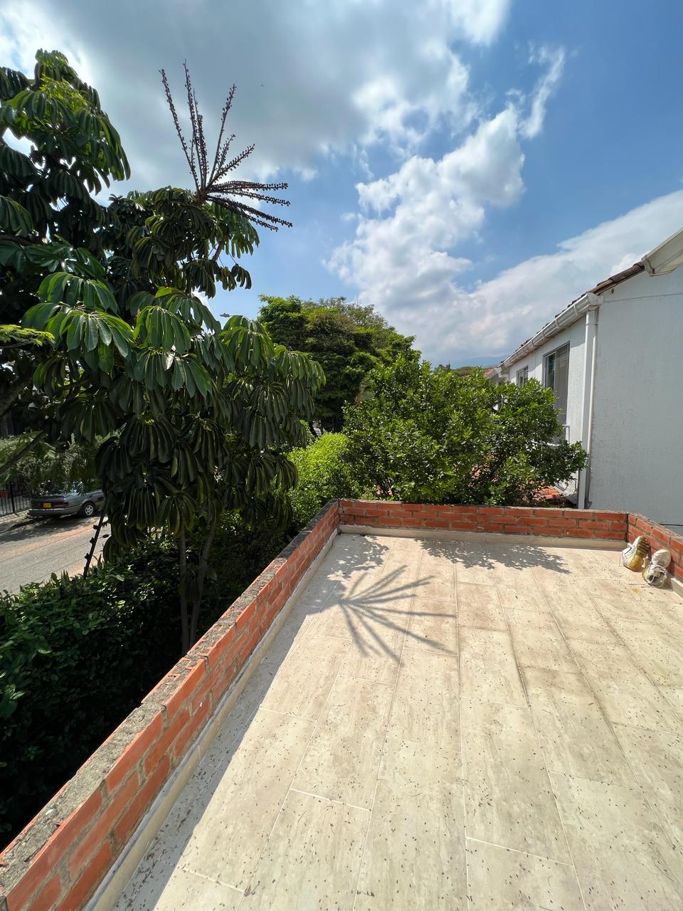 SE VENDE CASA EN CONDOMINIO PRADOS DE ALFAGUARA JAMUNDI