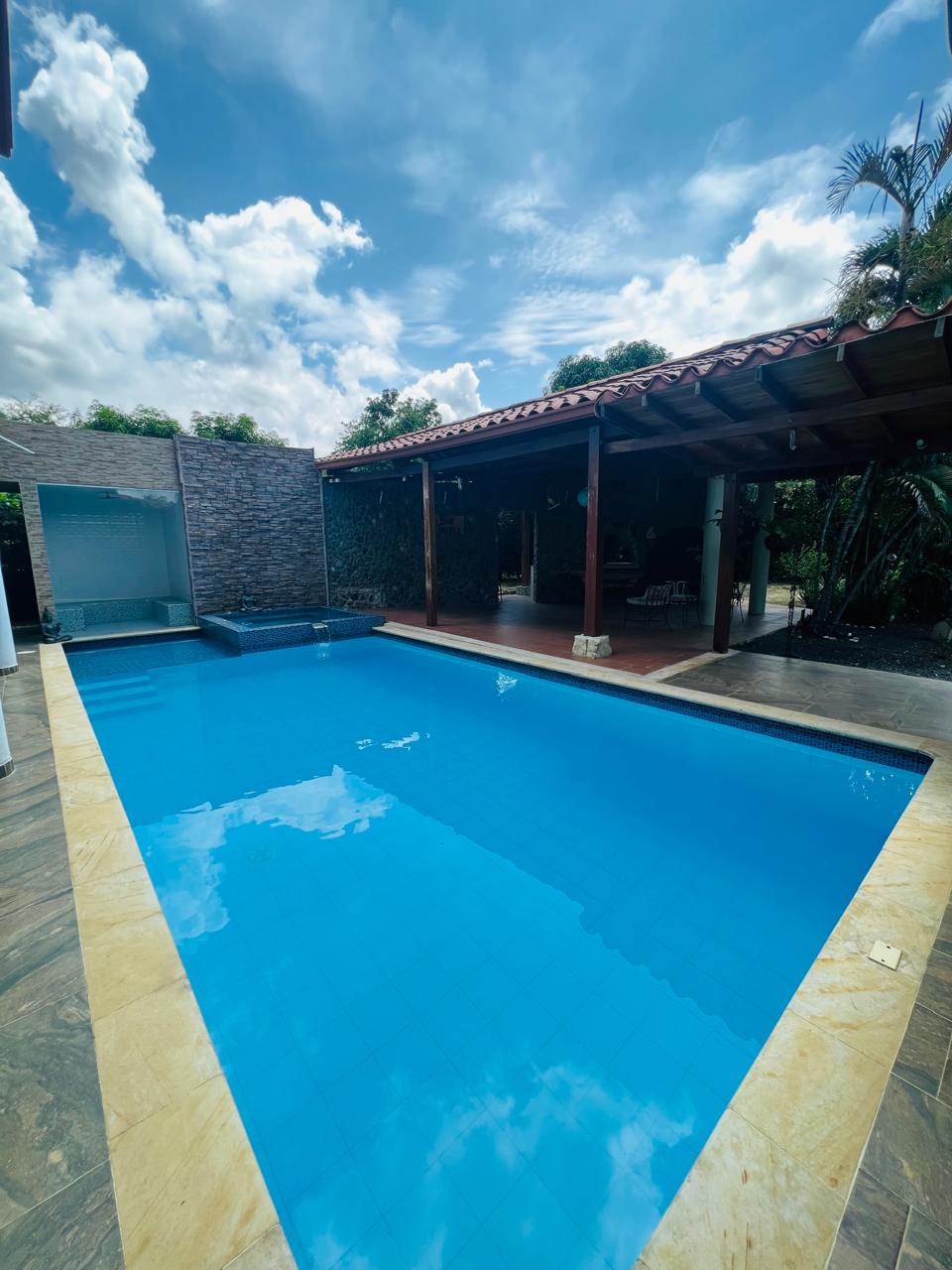 VENDO CASA CONDOMINIO BELLO HORIZONTE PANCE CALI