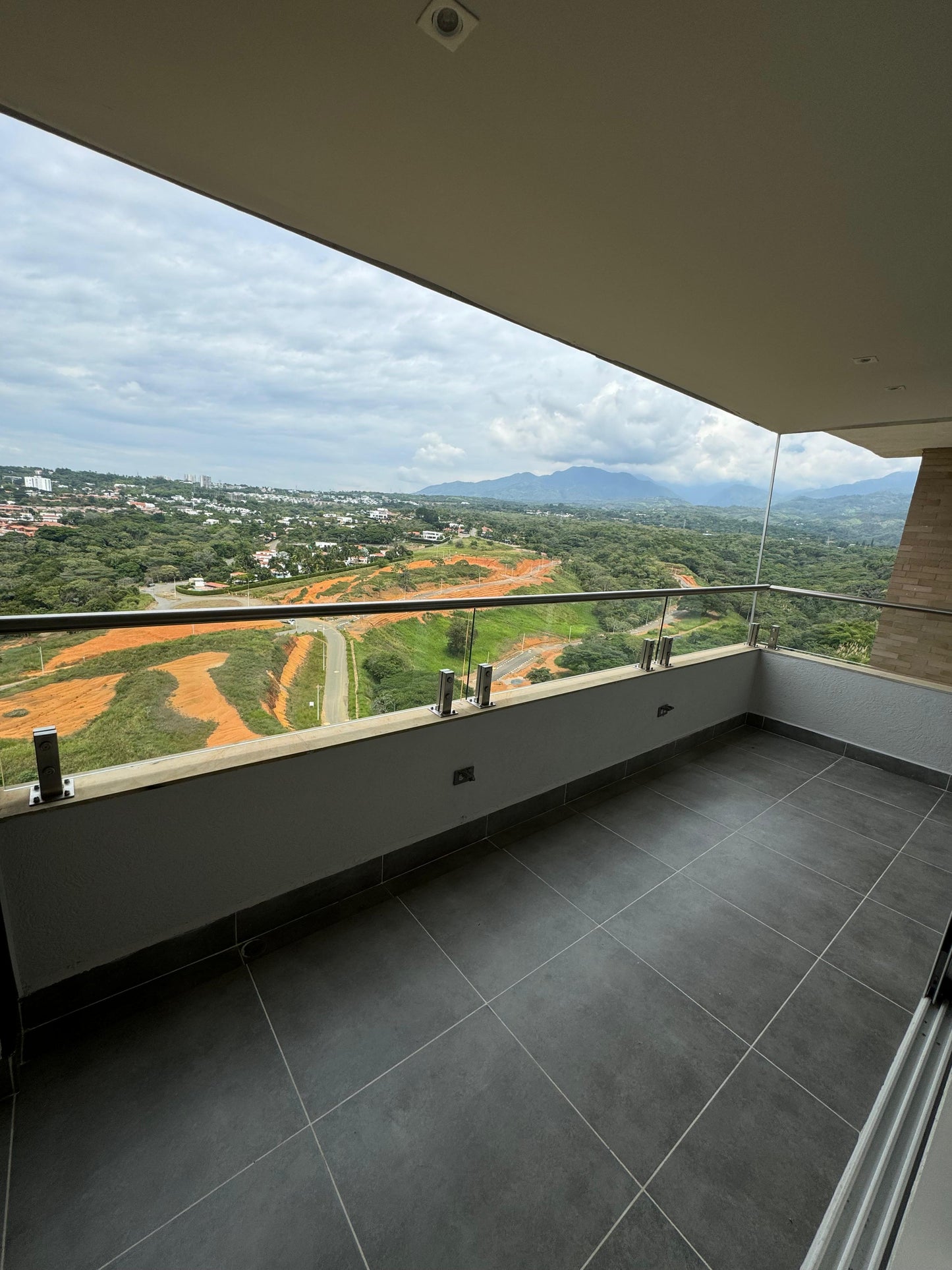 APARTAMENTO EN VENTA CIUDAD JARDÍN-CALI
