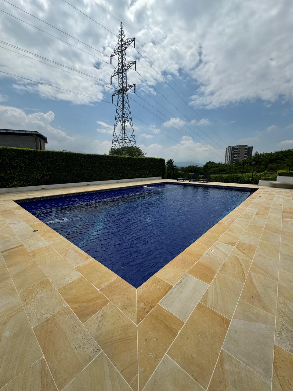 Casa campestre en venta en Pance, Cali — Condominio, 580 m², 5 habitaciones y piscina