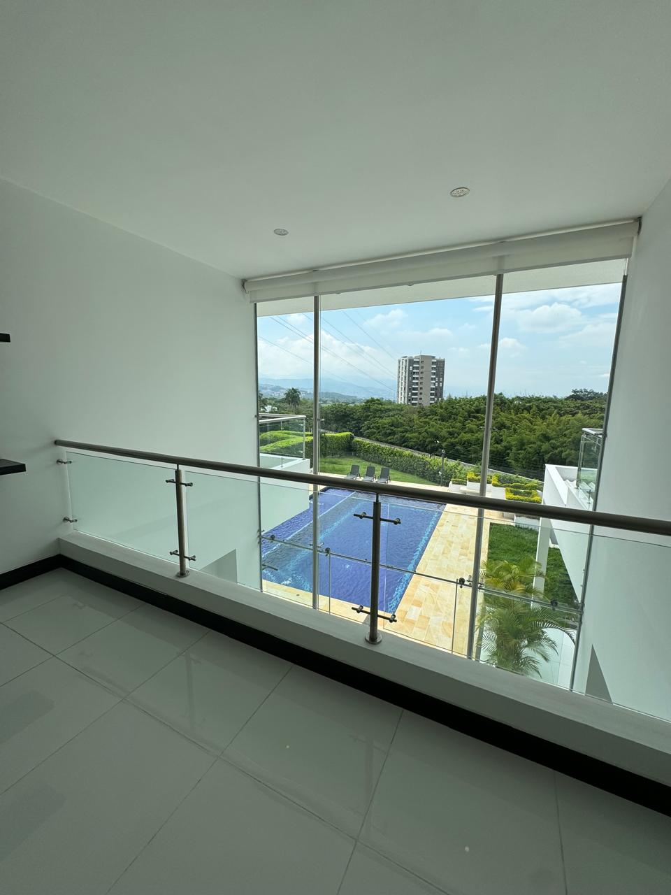 Casa campestre en venta en Pance, Cali — Condominio, 580 m², 5 habitaciones y piscina