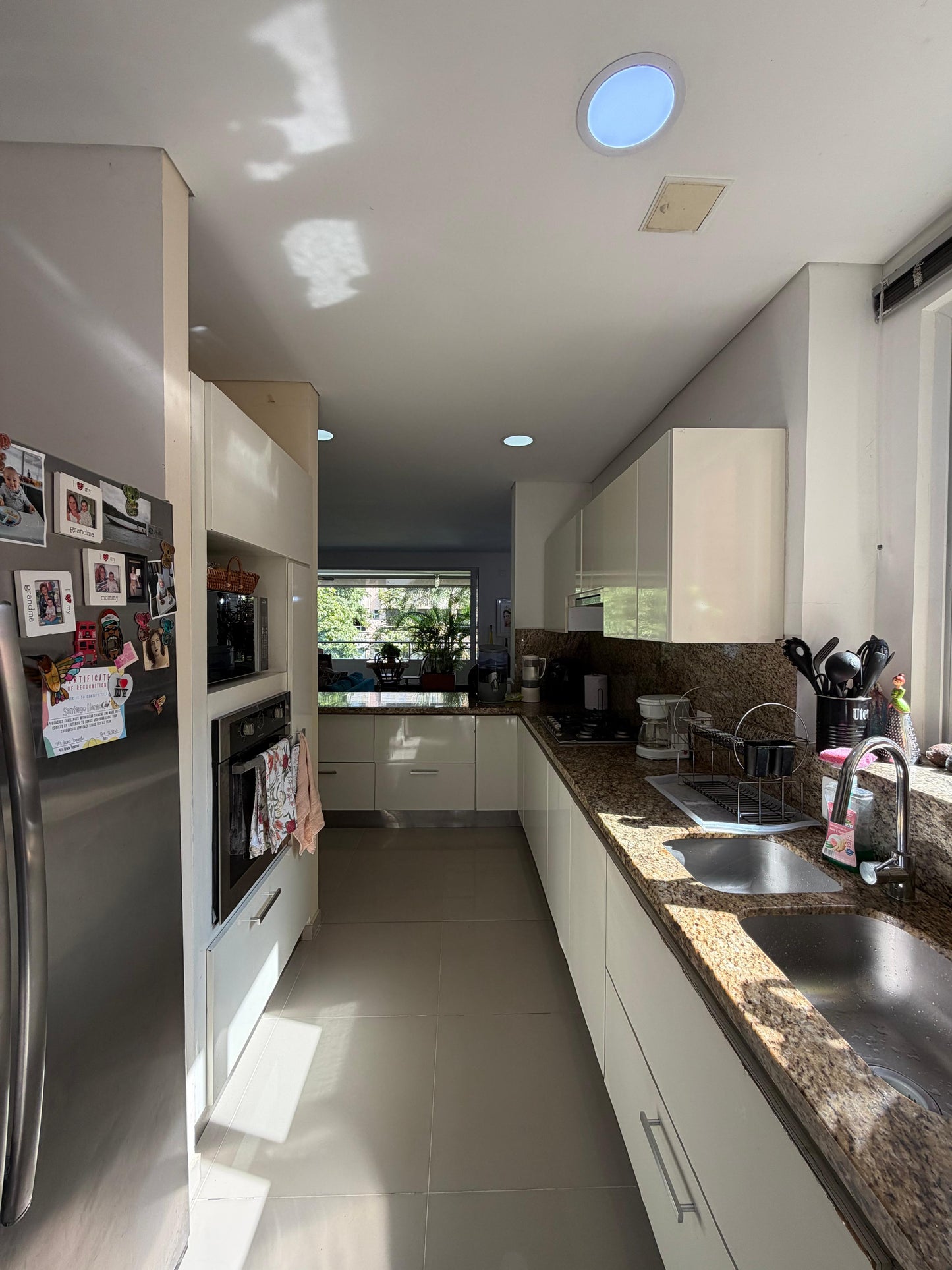 Apartamento en venta en Pance, Cali — 300 m² con terraza y jacuzzi, 3 habitaciones